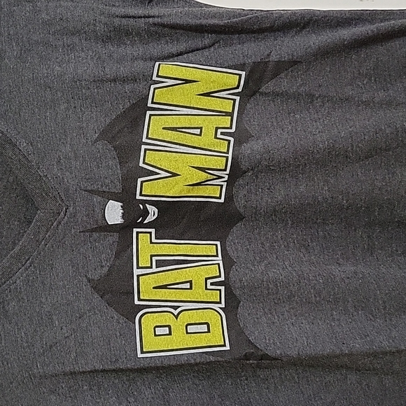 BATMAN V-neck Tee - Picture 2 of 4